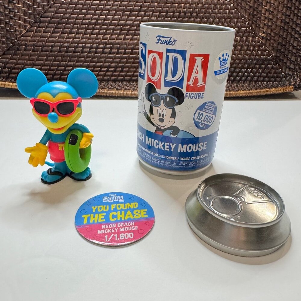 Funko Soda Beach Mickey Mouse Chase